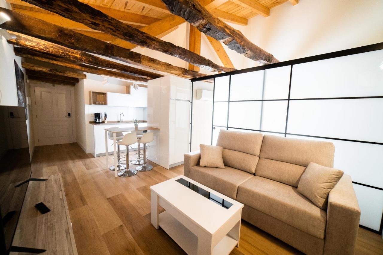 Apartamentos Mk77 Leon- Cantareros Экстерьер фото