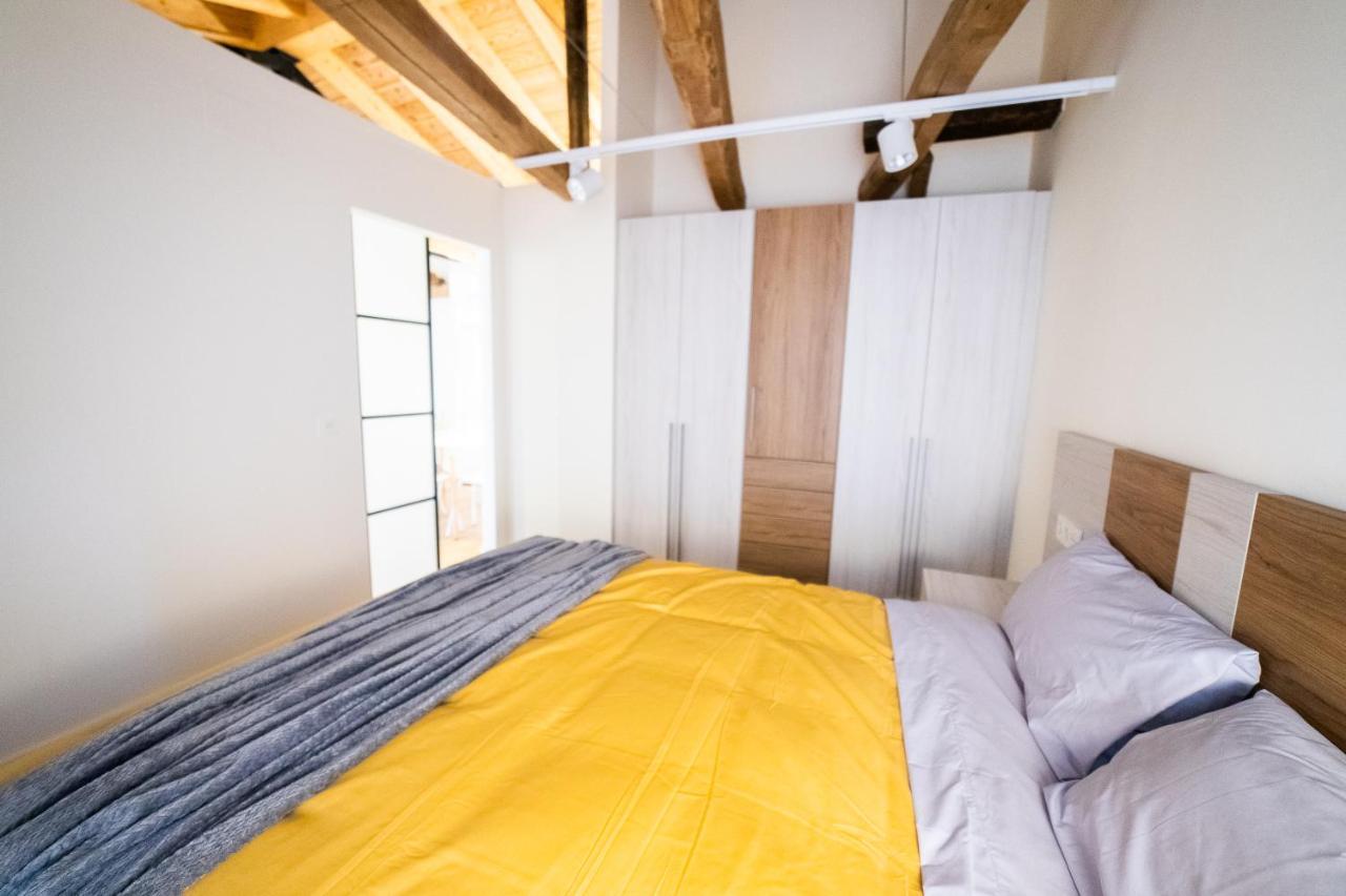 Apartamentos Mk77 Leon- Cantareros Экстерьер фото