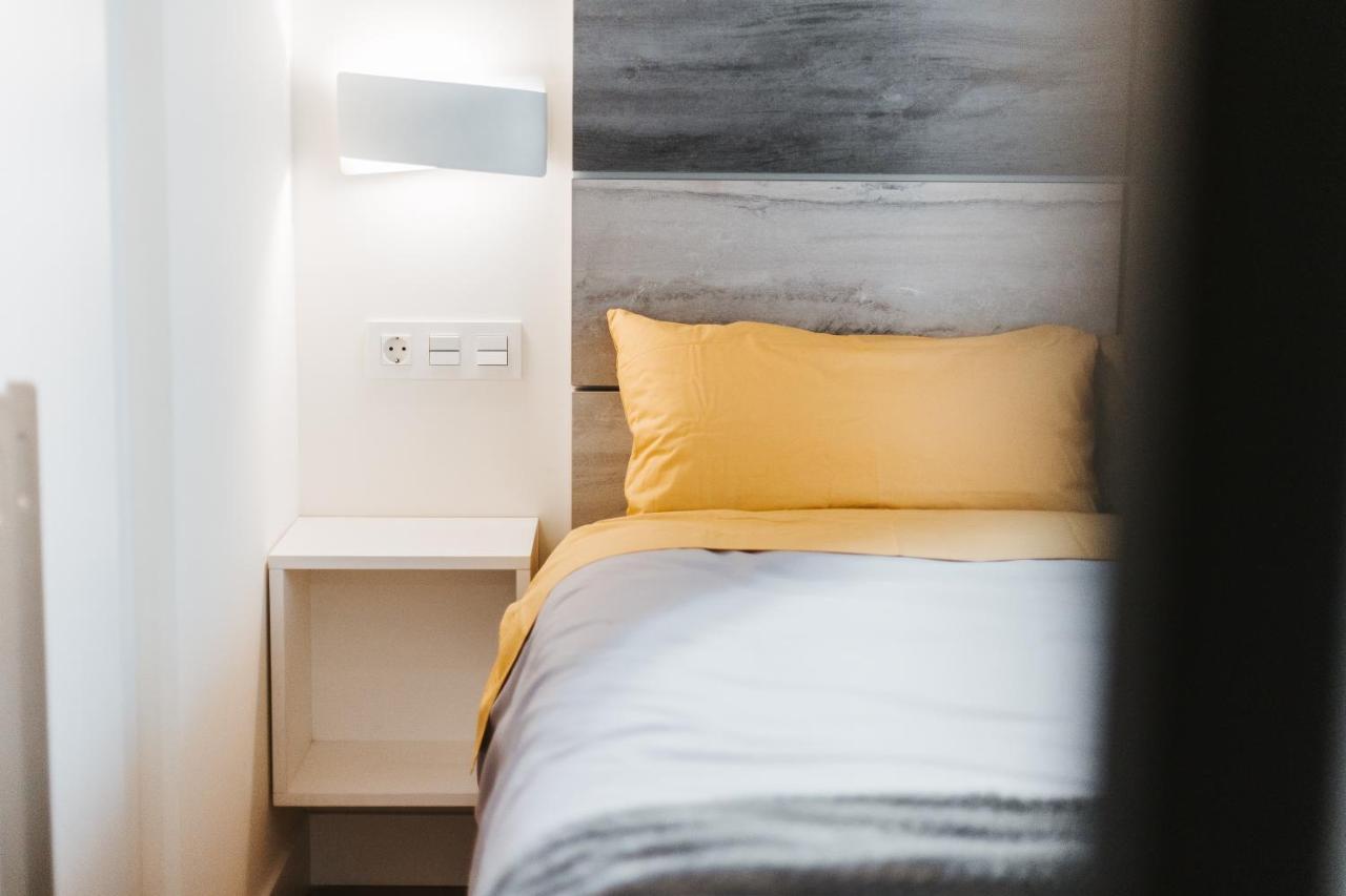 Apartamentos Mk77 Leon- Cantareros Экстерьер фото