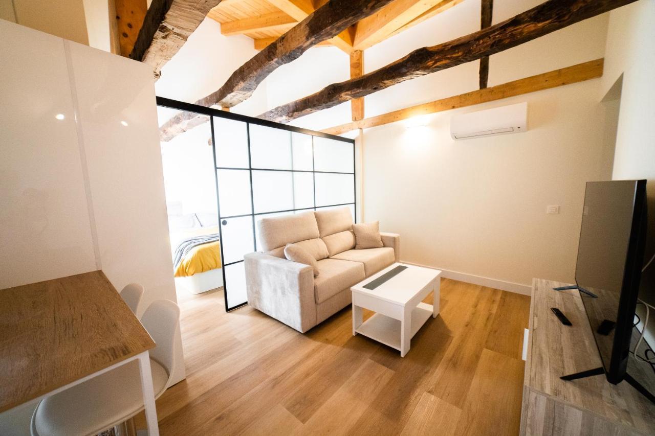 Apartamentos Mk77 Leon- Cantareros Экстерьер фото