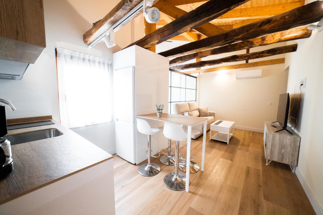 Apartamentos Mk77 Leon- Cantareros Экстерьер фото